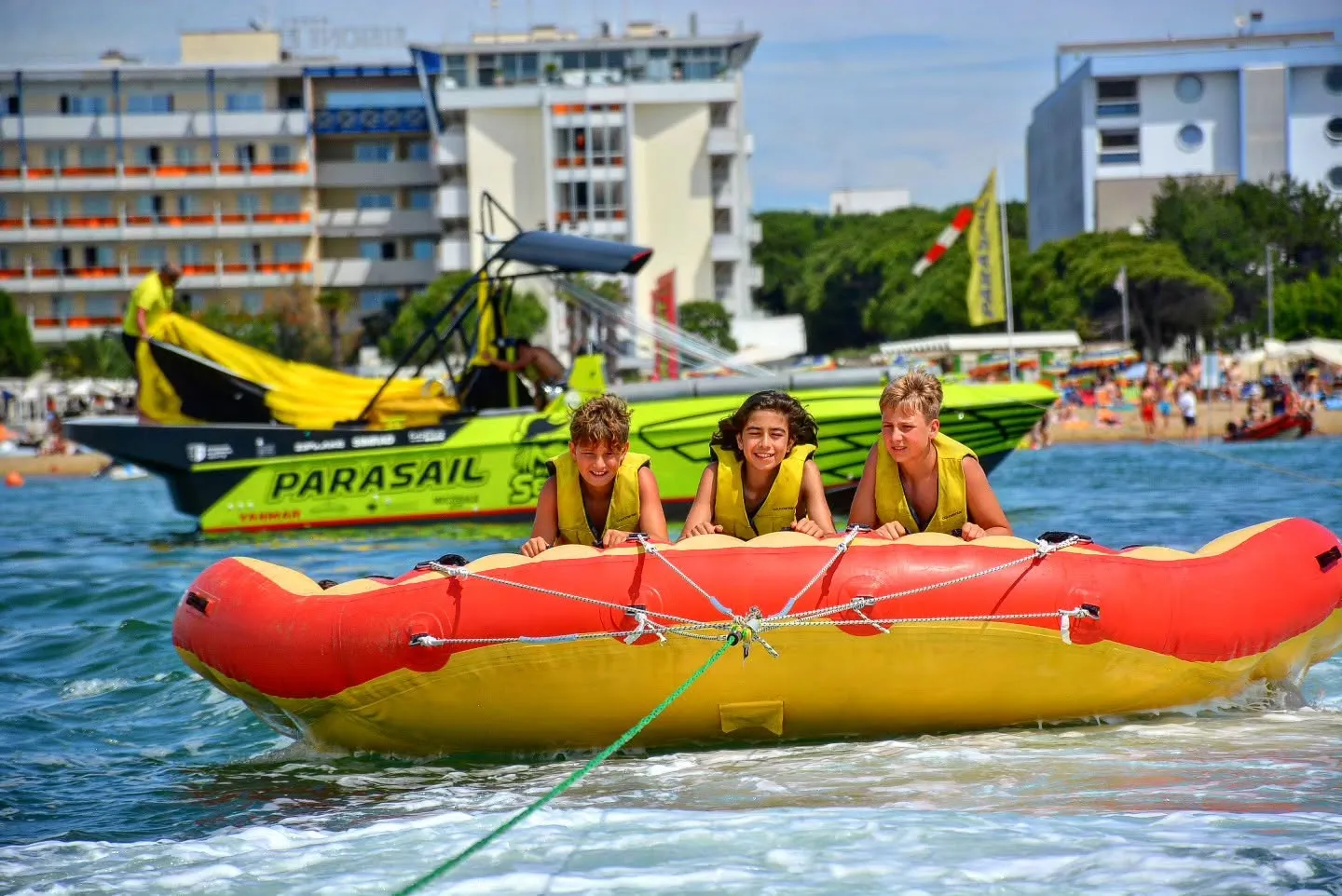 Towables & Tubes